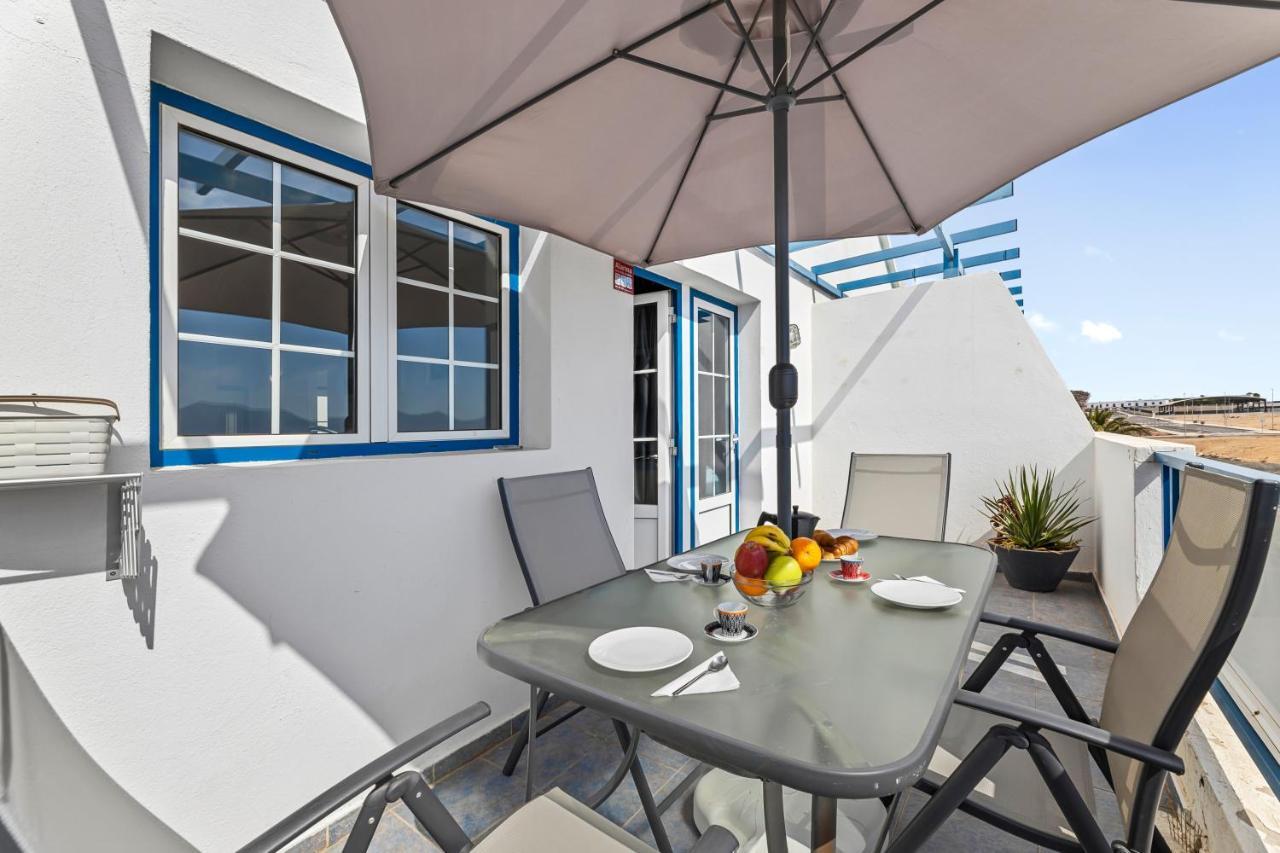 Home2Book Sunshine Apartment Playa Blanca, Terrace Exterior photo